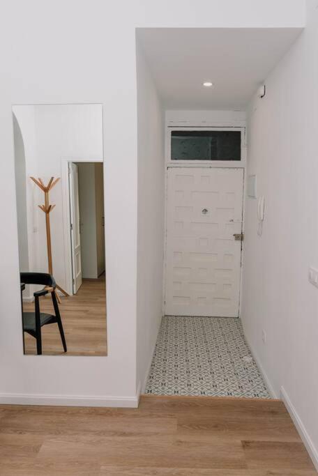 Stylish In The Centre Of Madrid-malasana * Madri